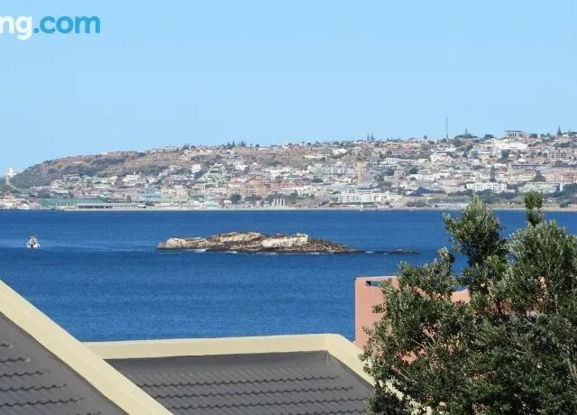 Bob Bouwer Sea View Apartment