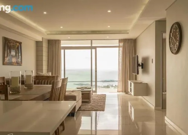 View @ The Bay Apartments