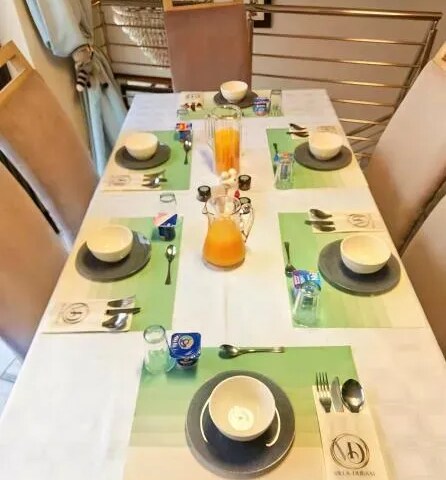 Villa Dubaai 2 Batchlor Flat